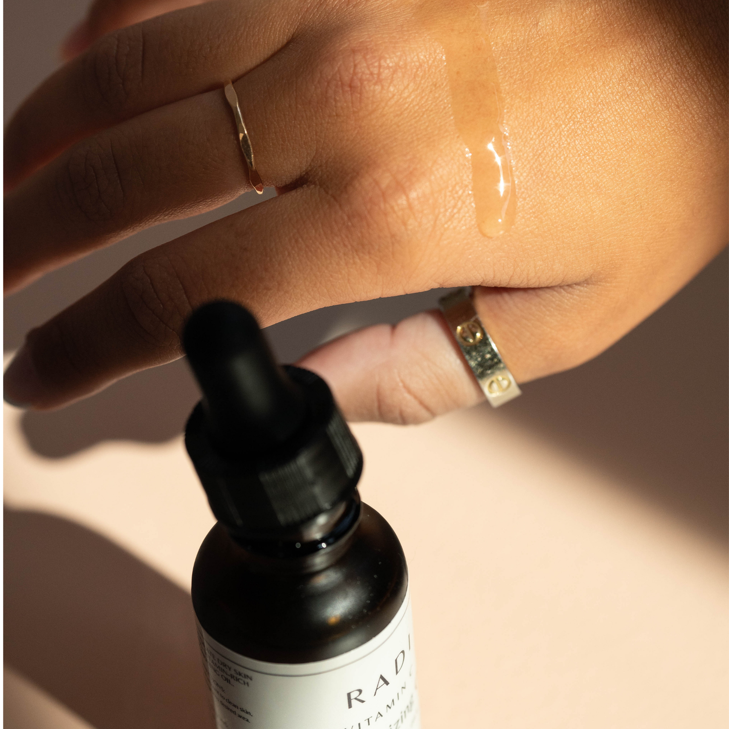 Vitamin C Moisturizing Oil - Extra Moisture For Dry Skin